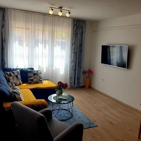 Apartment Mon Cheri-Located In A Quiet Neighbourhood Near Beaches Free Parking Пула Екстер'єр фото