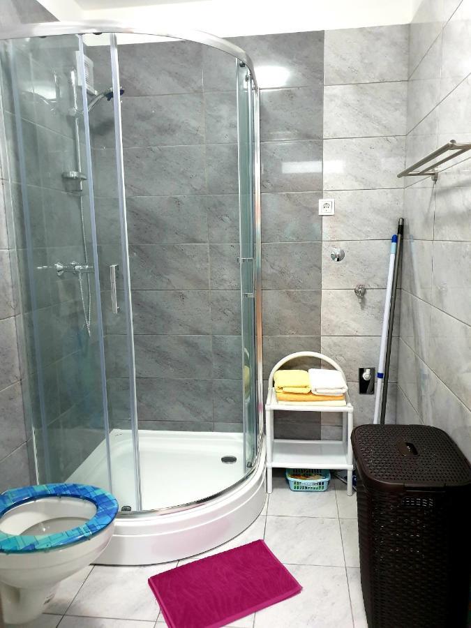Apartment Mon Cheri-Located In A Quiet Neighbourhood Near Beaches Free Parking Пула Екстер'єр фото