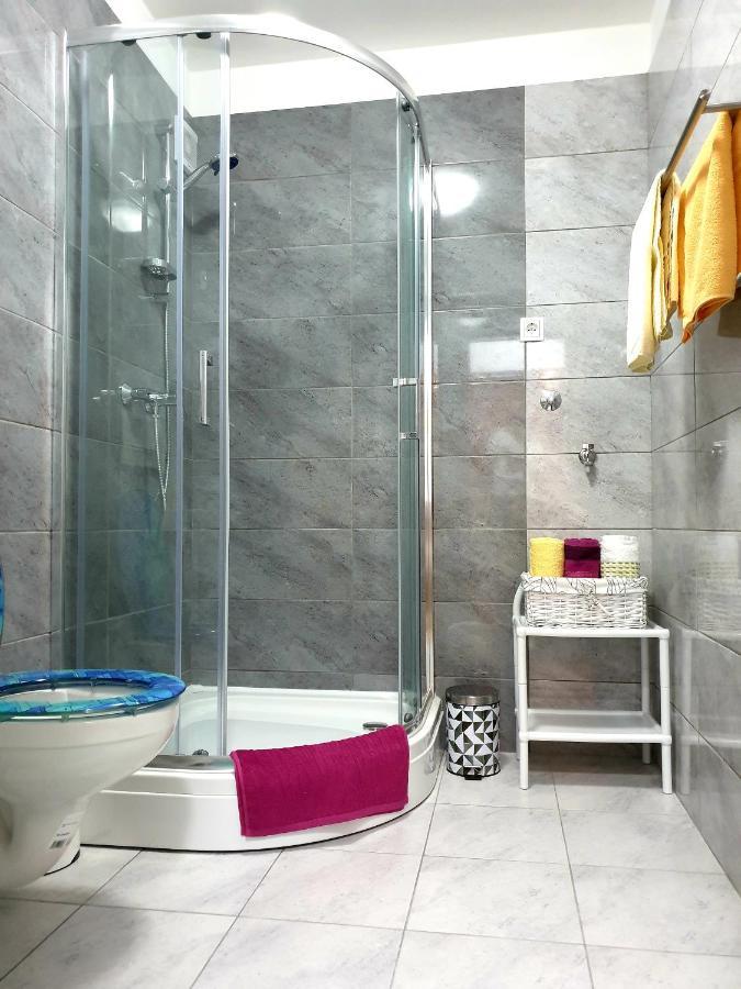Apartment Mon Cheri-Located In A Quiet Neighbourhood Near Beaches Free Parking Пула Екстер'єр фото
