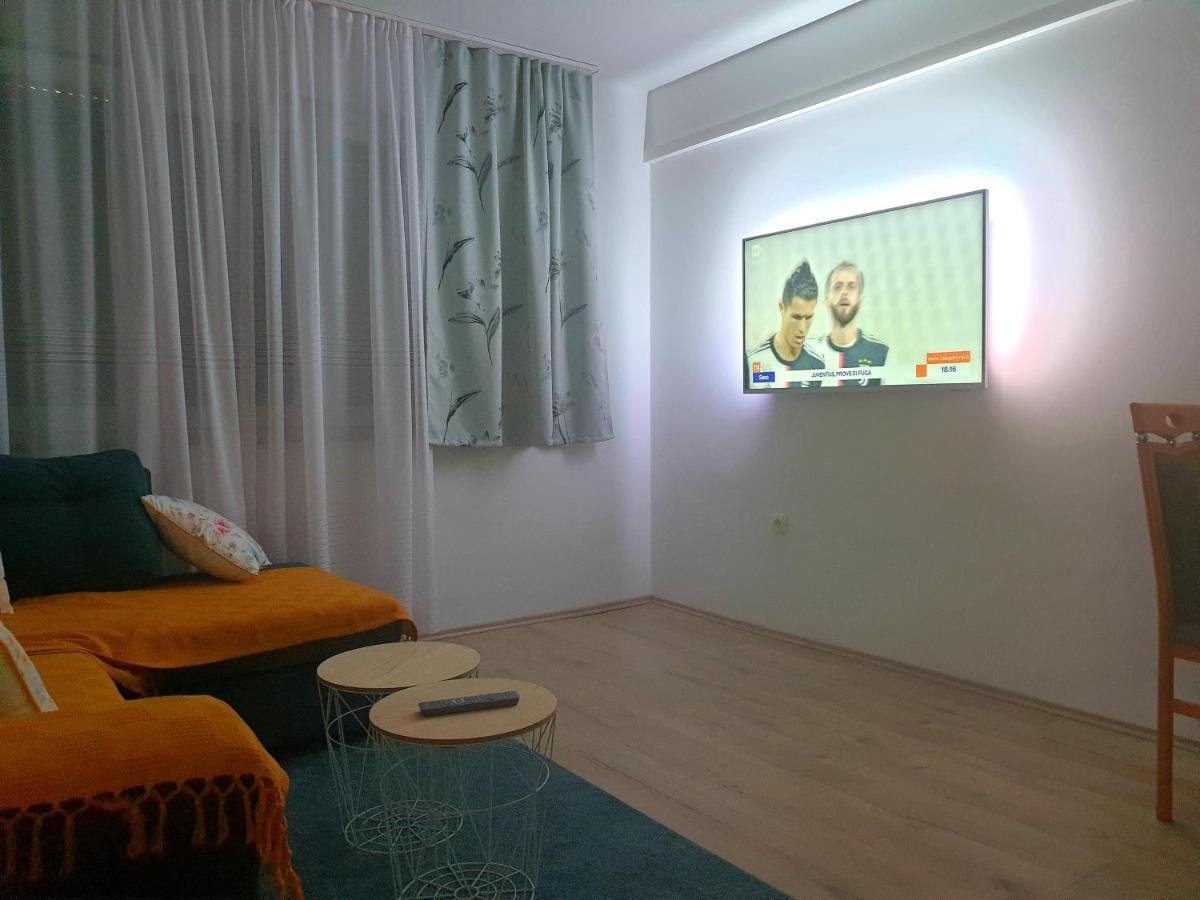 Apartment Mon Cheri-Located In A Quiet Neighbourhood Near Beaches Free Parking Пула Екстер'єр фото