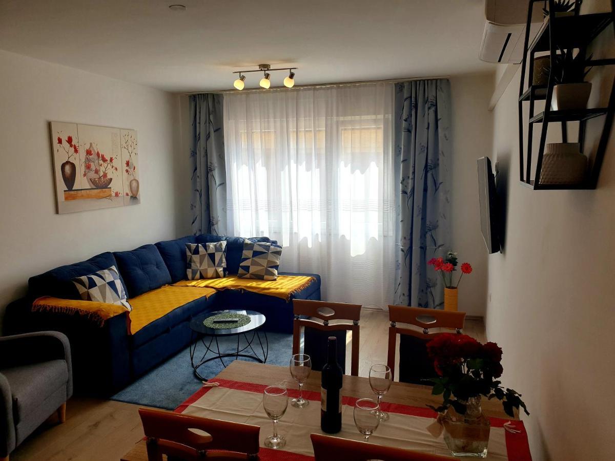 Apartment Mon Cheri-Located In A Quiet Neighbourhood Near Beaches Free Parking Пула Екстер'єр фото