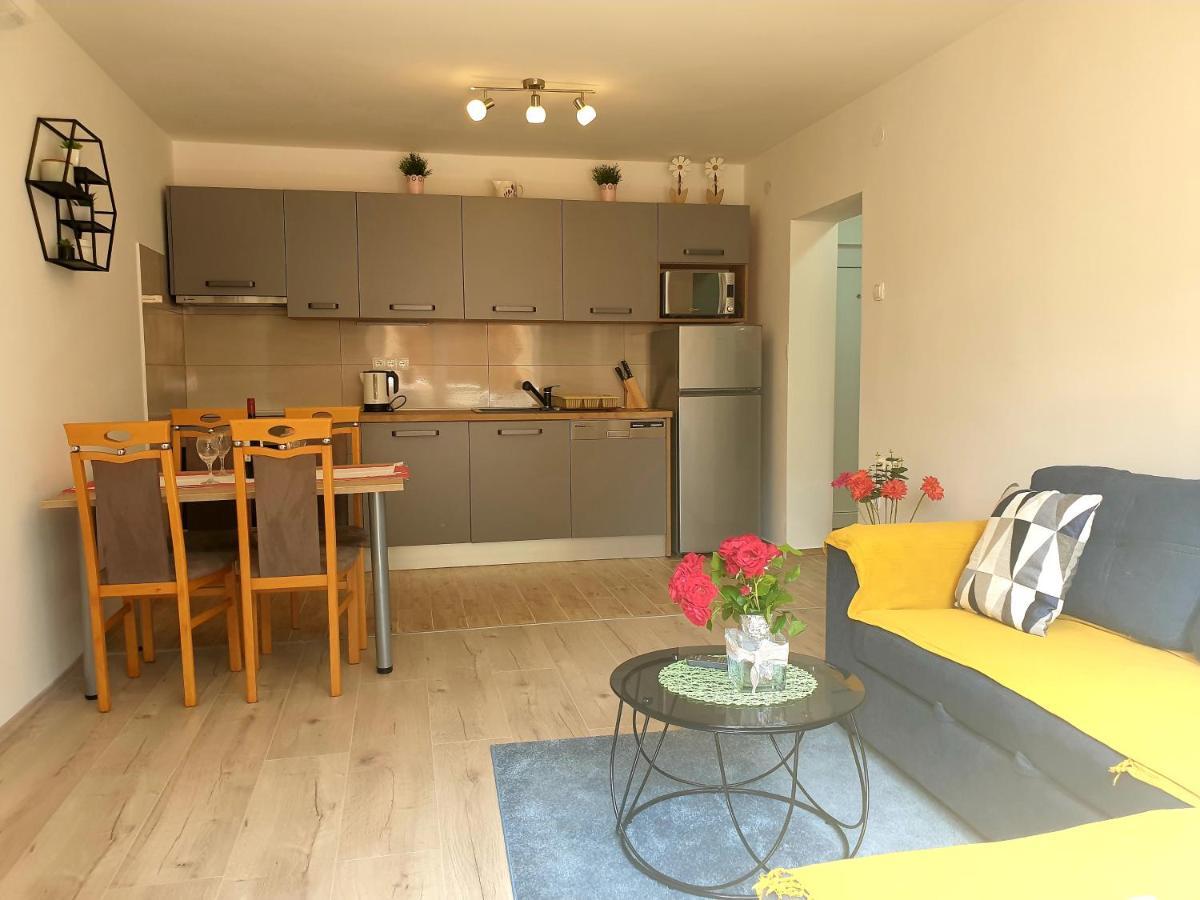 Apartment Mon Cheri-Located In A Quiet Neighbourhood Near Beaches Free Parking Пула Екстер'єр фото